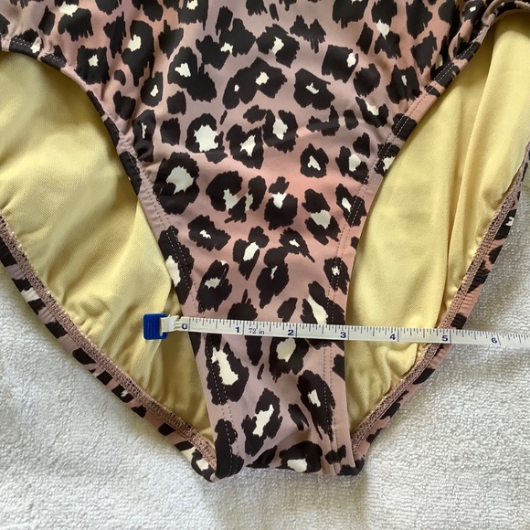 G.I.L.I. Convertible Ruffle Top One-Piece Swimsuit Pink Leopard SZ 12 NWOT - Picture 11 of 16